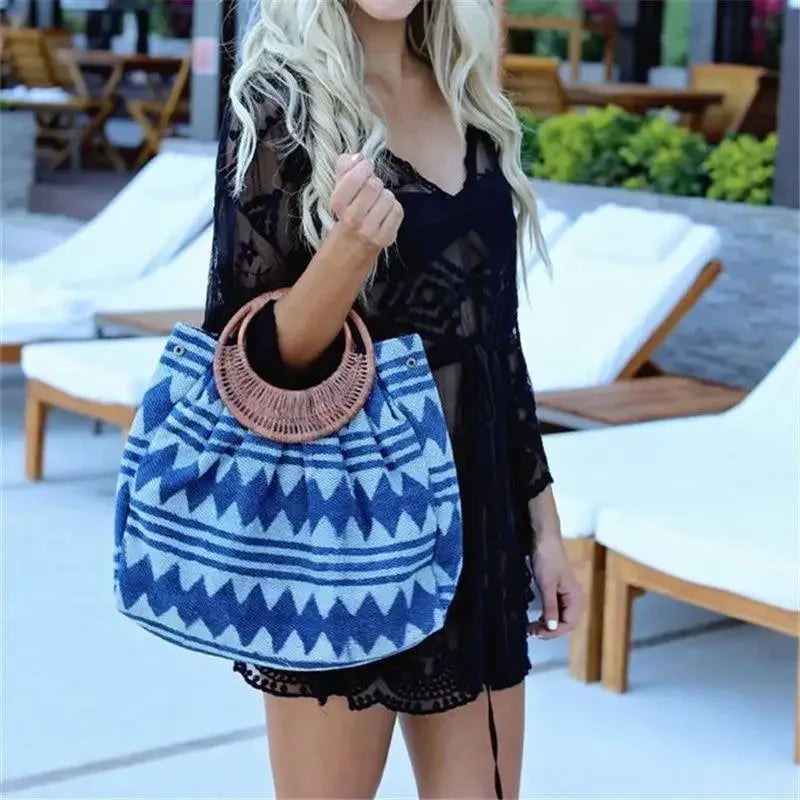 Lace Beach Cover-Up Tunic – Elegant Swimwear Pareo for Women
