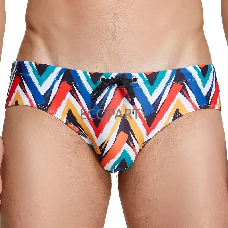 Men's Geometric Printed Surfing Shorts – Low Rise Swimwear for Sports & Hot Spring Bathing